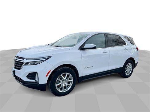 Certified 2022 Chevrolet Equinox LT image 1