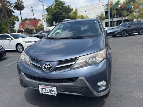 Used 2014 Toyota RAV4 XLE FWD image 14