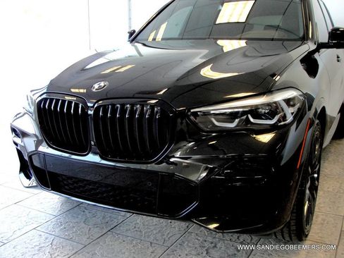Used 2022 BMW X5 xDrive40i w/ M Sport Package image 37