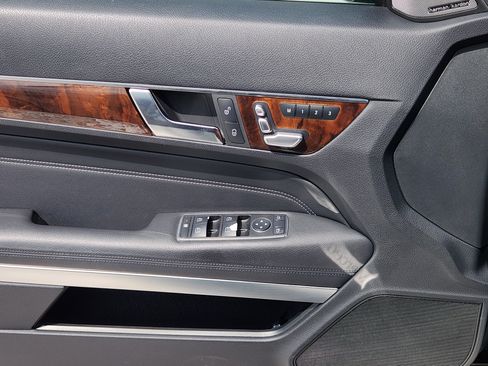 Used 2014 Mercedes-Benz E 550 Coupe image 22