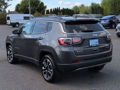 Used 2023 Jeep Compass Limited AWD/4WD image 3