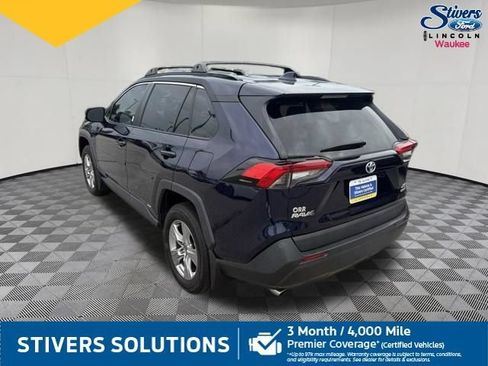 Used 2022 Toyota RAV4 XLE w/ Convenience Package AWD/4WD image 10