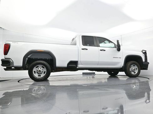 Used 2021 Chevrolet Silverado 2500 W/T w/ WT Convenience Package AWD/4WD image 47