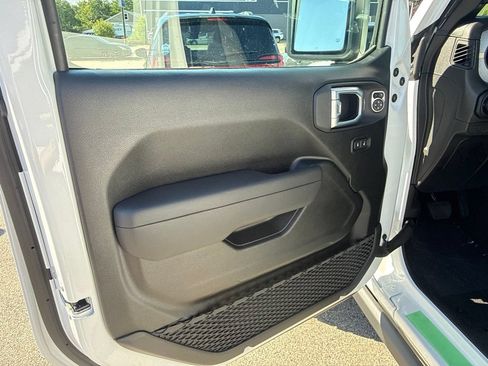 New 2026 Jeep Wrangler Unlimited Sport AWD/4WD image 17