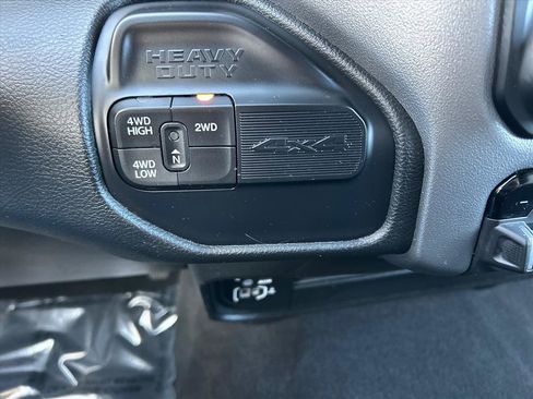 Used 2024 RAM 2500 Big Horn image 28