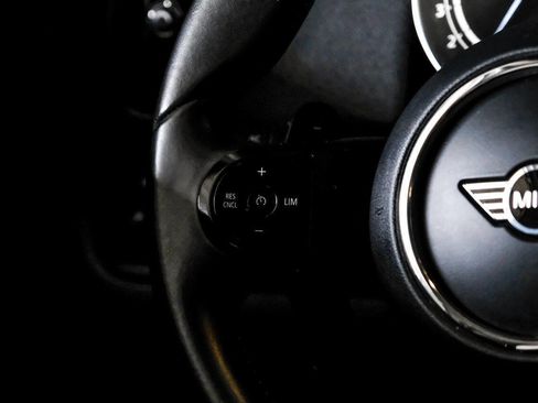 Used 2023 MINI Cooper Countryman S FWD image 17