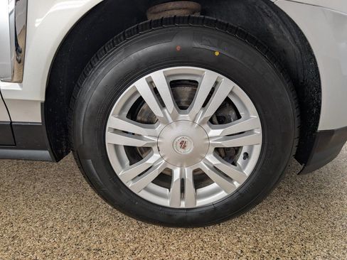 Used 2015 Cadillac SRX FWD image 22