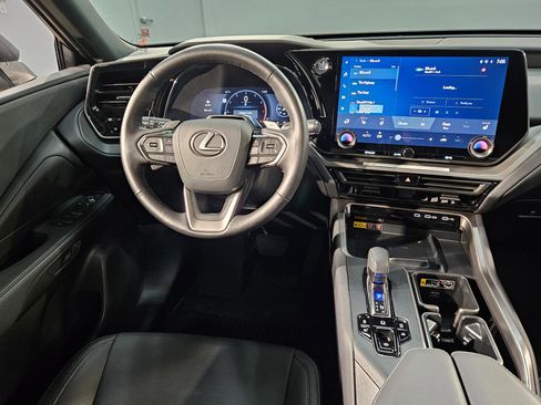 Used 2025 Lexus TX 350 AWD w/ Convenience Package image 9