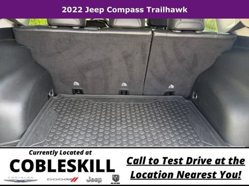 Used 2022 Jeep Compass Trailhawk w/ Trailhawk Convenience Group AWD/4WD image 12