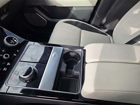 Used 2020 Land Rover Range Rover Velar R-Dynamic S image 23