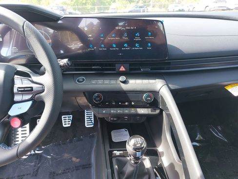 New 2026 Hyundai Elantra N FWD image 21