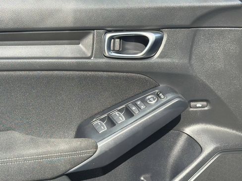 Used 2025 Honda Civic Sport image 35