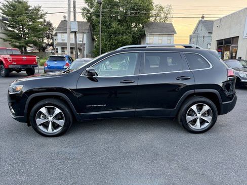 Used 2021 Jeep Cherokee Limited AWD/4WD image 5
