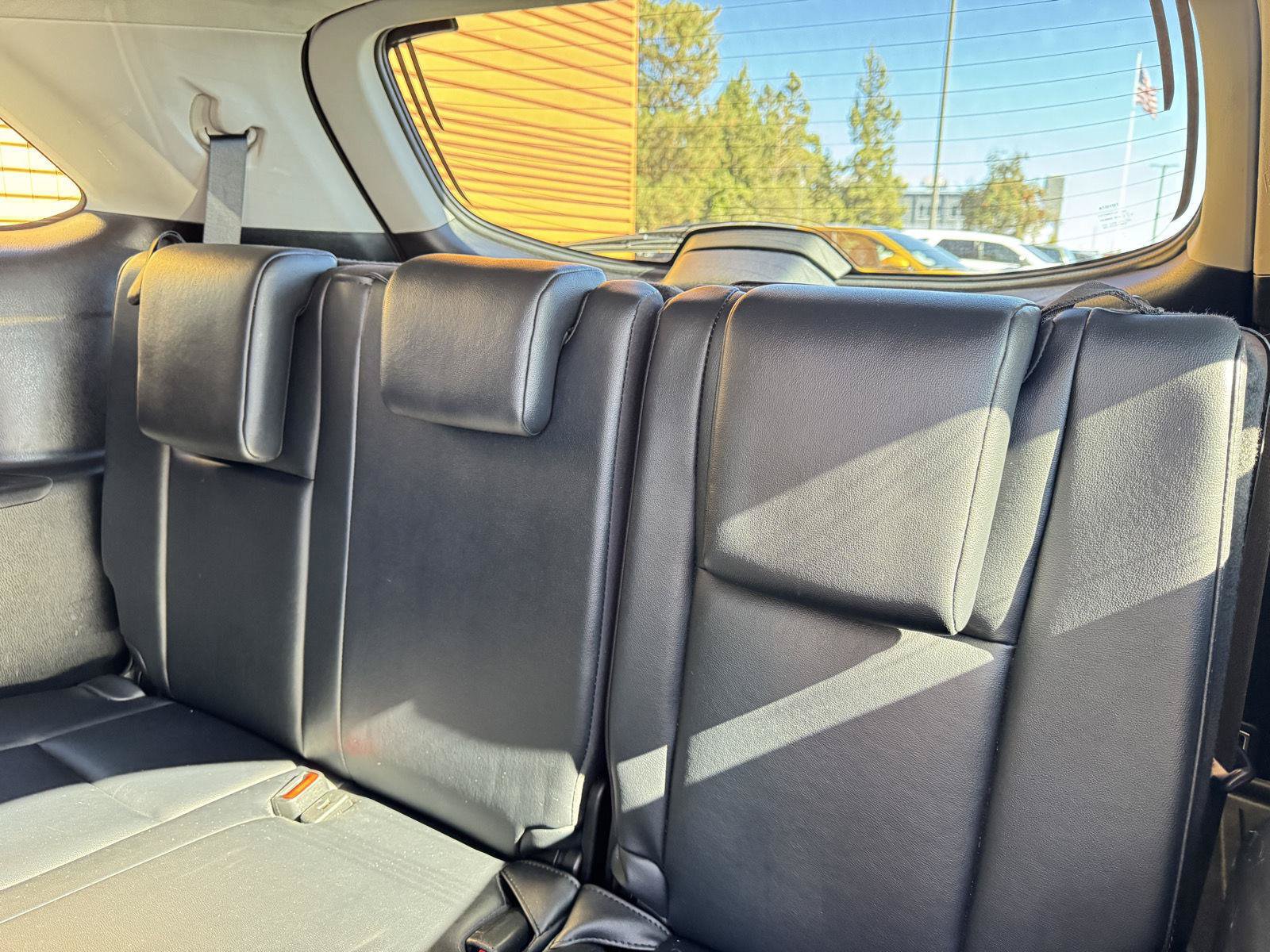 Used 2019 Toyota Highlander XLE AWD/4WD image 23