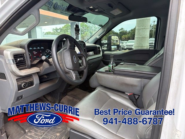 Used 2024 Ford F550 4x4 Crew Cab Super Duty image 5