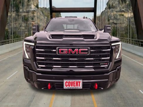 New 2026 GMC Sierra 3500 AT4 w/ AT4 Premium Plus Package AWD/4WD image 9