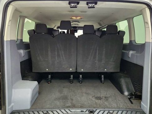 Used 2018 Ford Transit 350 XLT image 17