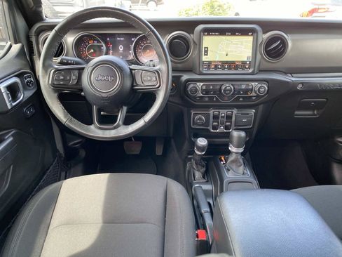Certified 2023 Jeep Wrangler Unlimited Sport w/ Sun And Sound Package AWD/4WD image 12