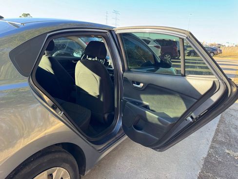 Used 2020 Kia Rio S FWD image 20