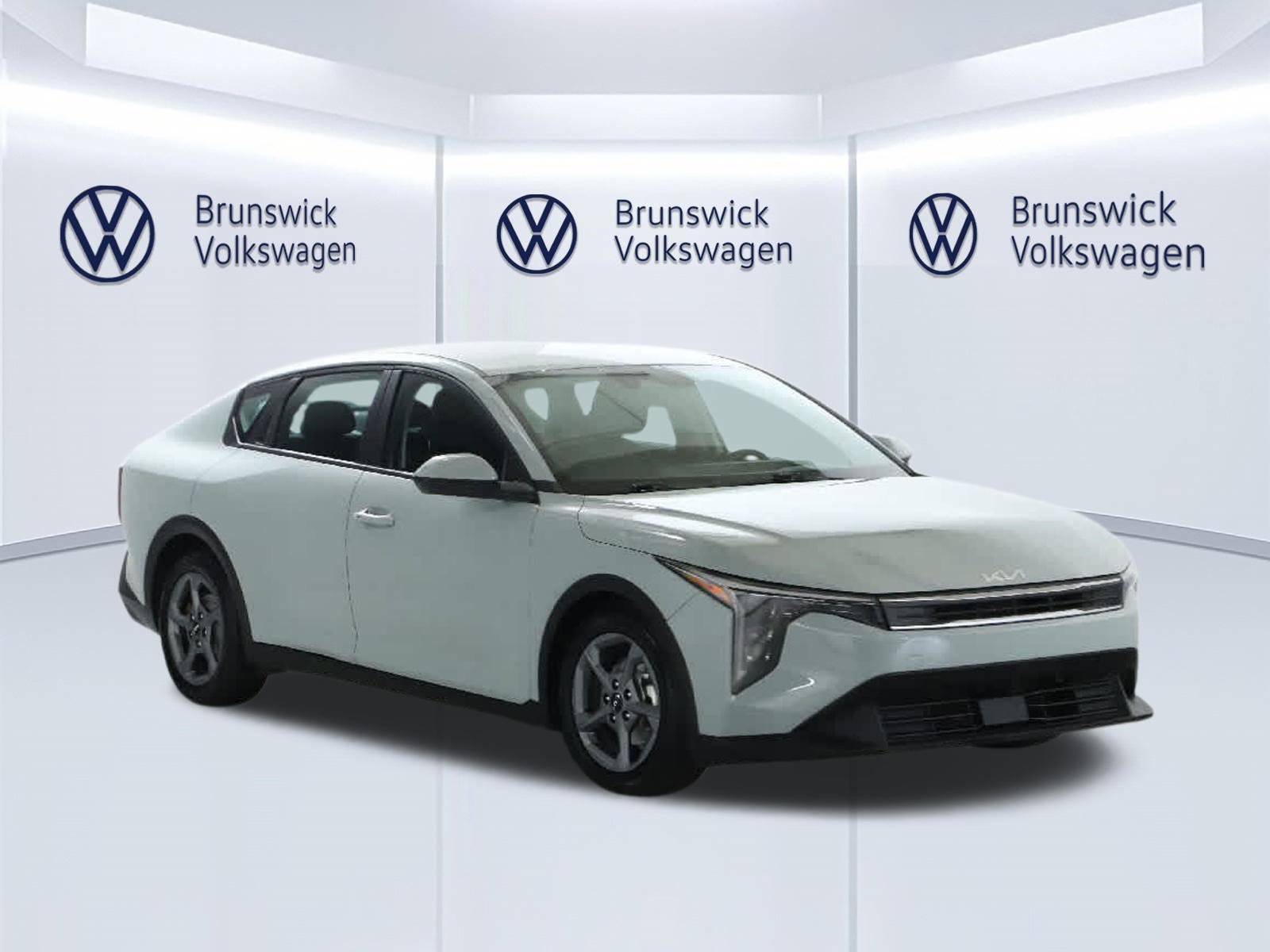 Used 2025 Kia K4 FWD image 9
