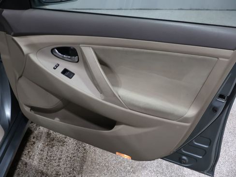 Used 2008 Toyota Camry LE image 26