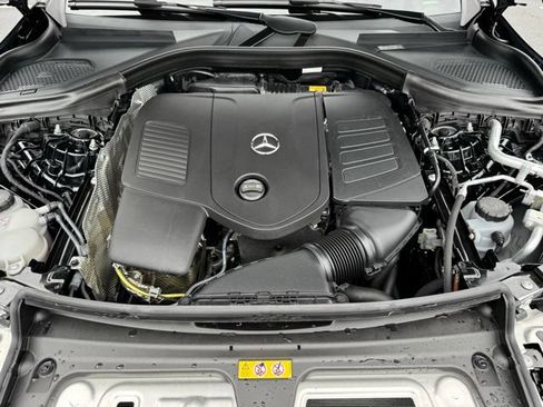 Used 2026 Mercedes-Benz GLC 300 4MATIC image 10