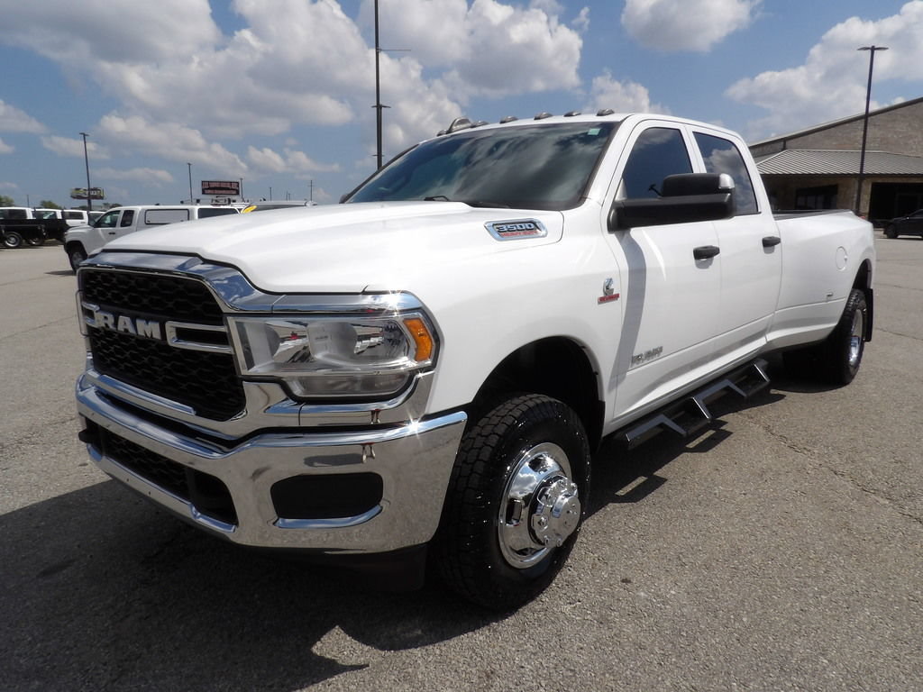 Used 2021 RAM 3500 Tradesman w/ Chrome Appearance Group AWD/4WD image 3