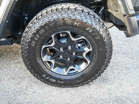 Used 2021 Jeep Wrangler Unlimited Rubicon 4xe AWD/4WD image 6