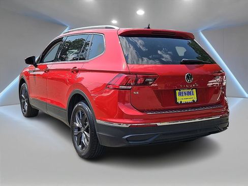 Certified 2024 Volkswagen Tiguan SE AWD/4WD image 6