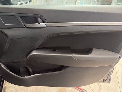 Used 2020 Hyundai Elantra SEL w/ Cargo Package (C1) image 24