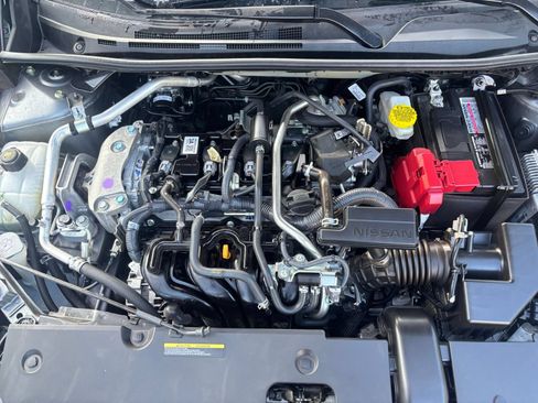 Used 2025 Nissan Sentra SV FWD image 29