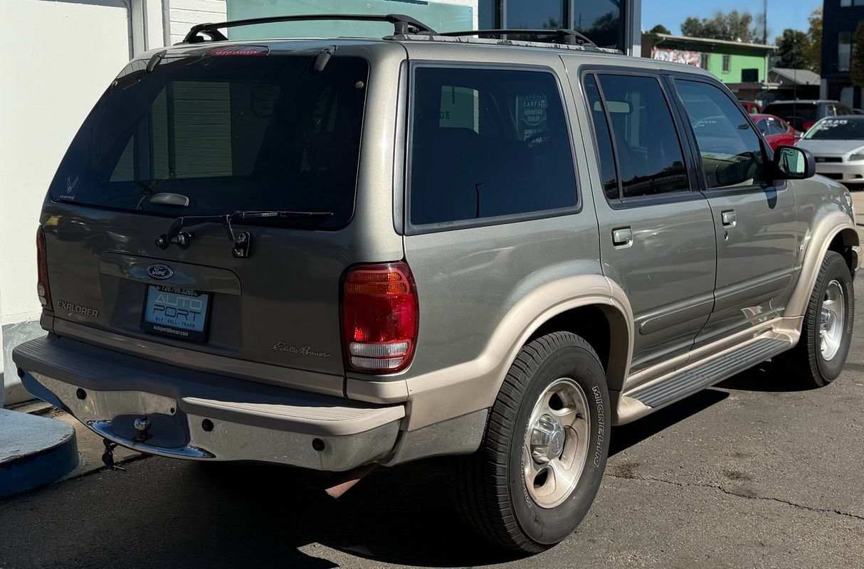 Used 2001 Ford Explorer Eddie Bauer AWD/4WD image 3