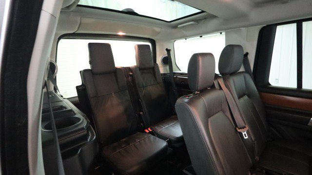 Used 2015 Land Rover LR4 HSE LUX AWD/4WD image 12
