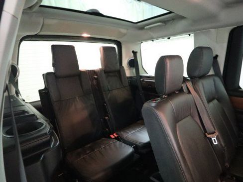 Used 2015 Land Rover LR4 HSE LUX AWD/4WD image 12