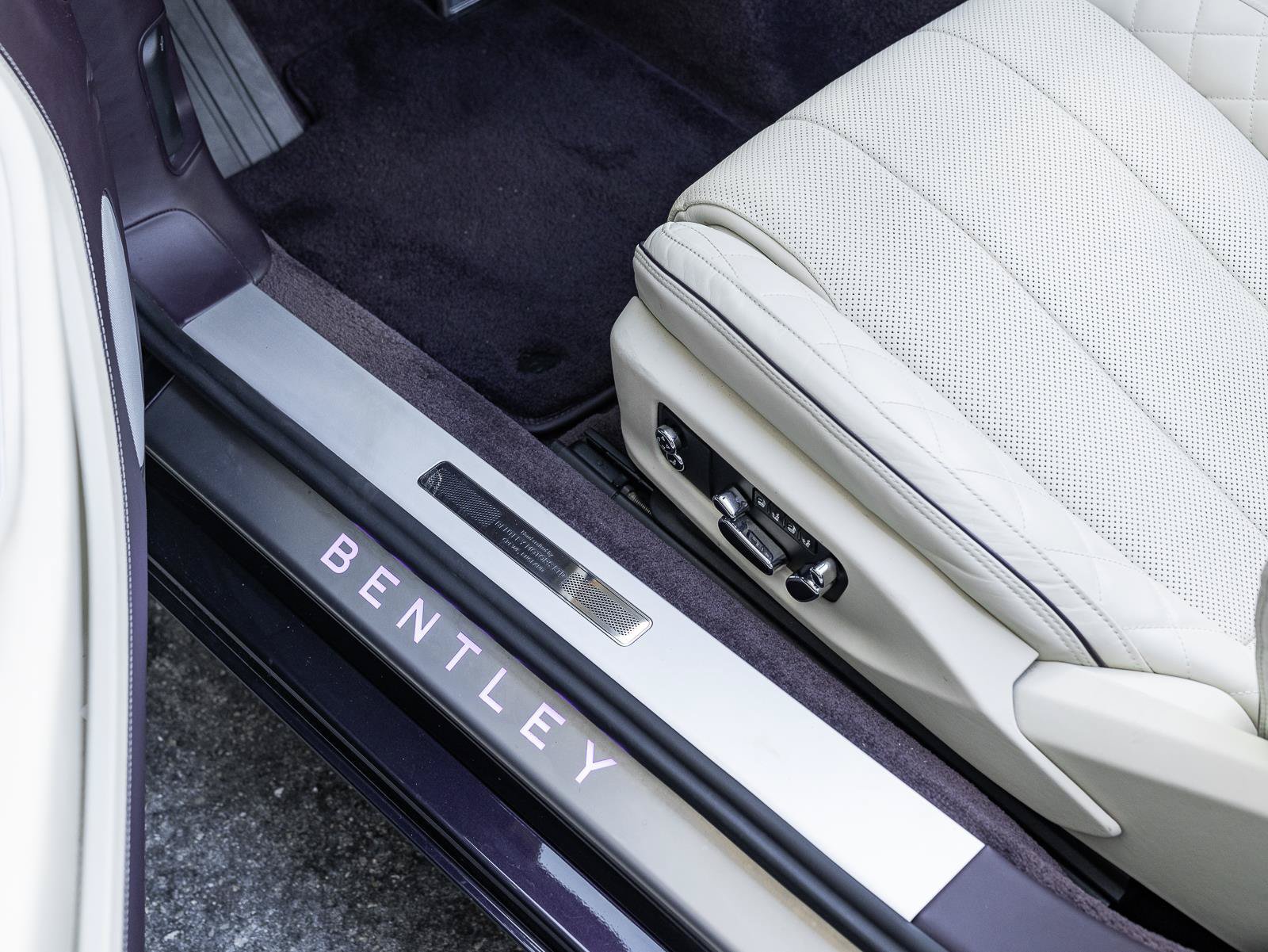 Used 2022 Bentley Continental GT Mulliner AWD/4WD image 24