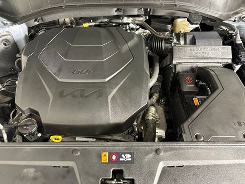 Used 2025 Kia Telluride S AWD/4WD image 46