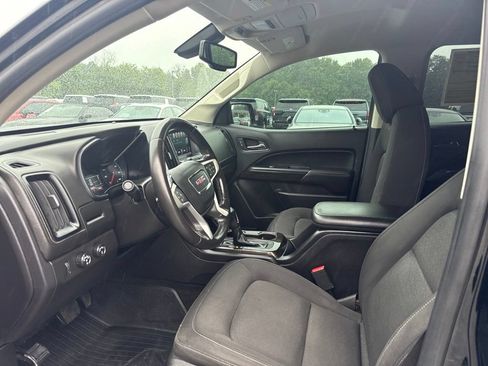 Used 2018 GMC Canyon SLE w/ Nightfall Edition AWD/4WD image 3