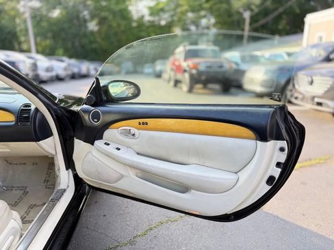 Used 2002 Lexus SC 430 Convertible RWD image 18