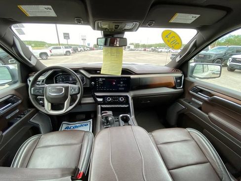 Used 2024 GMC Sierra 1500 Denali AWD/4WD image 15