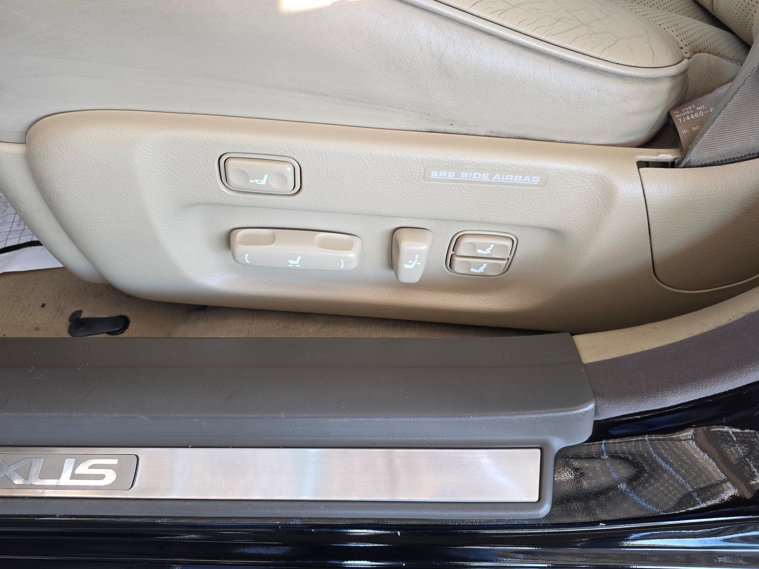 Used 2004 Lexus LS 430 RWD image 15