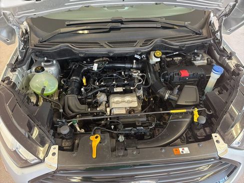 Used 2021 Ford EcoSport S image 28