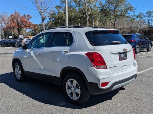 Used 2019 Chevrolet Trax LT w/ LT Convenience Package image 27