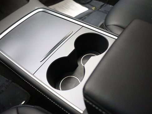 Used 2023 Tesla Model 3 Performance image 40