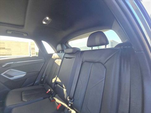 New 2025 Audi Q3 2.0T Premium image 17