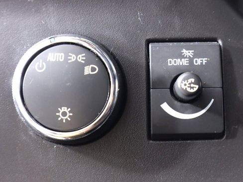 Used 2021 Chevrolet Express 2500 w/ Driver Convenience Package image 12