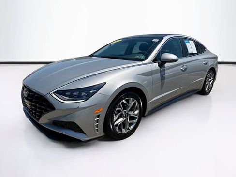 Used 2023 Hyundai Sonata SEL w/ Convenience Package FWD image 3