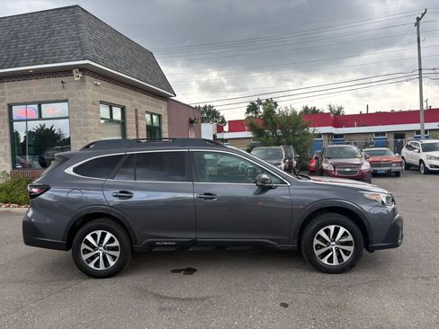 Used 2021 Subaru Outback Premium AWD/4WD image 4