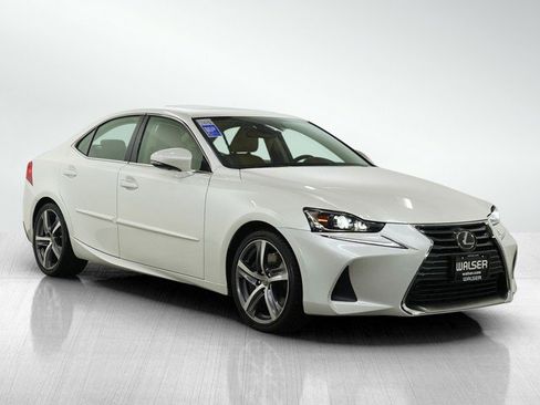 Used 2018 Lexus IS 300 300 w/ Comfort Package image 7