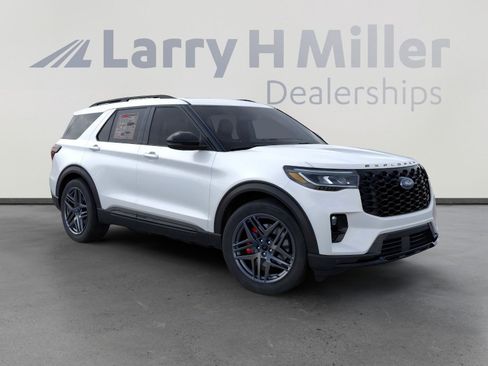 New 2025 Ford Explorer ST w/ Sun And Sound Package image 7