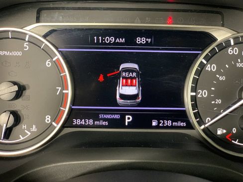 Used 2023 Nissan Rogue SV w/ SV Premium B Package FWD image 20